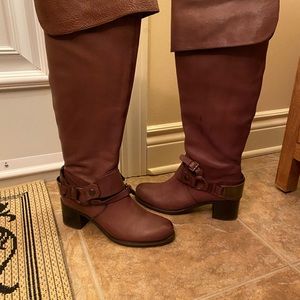 Italian leather brown tall boots made in Italy with removable straps, size 7´